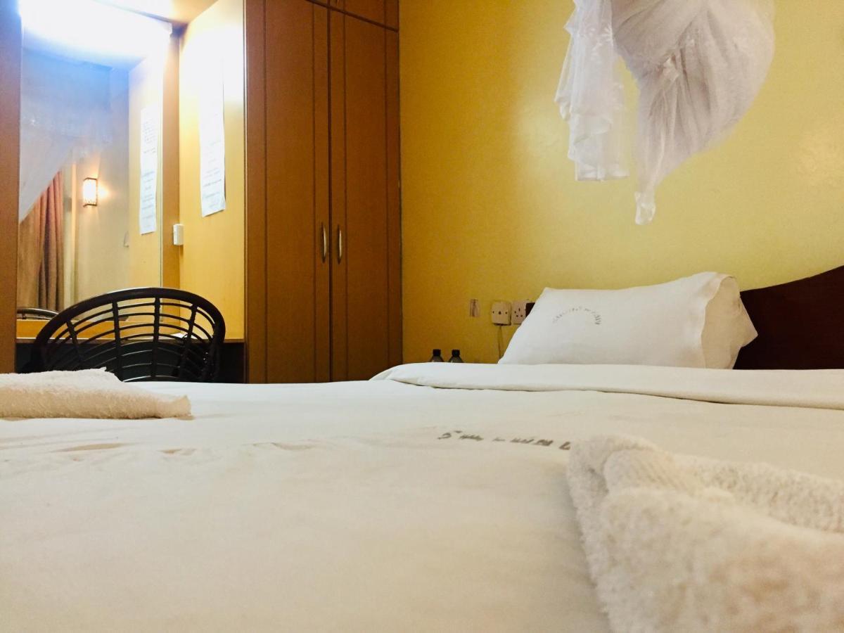 Vienna Woods Hotel Nakuru Zewnętrze zdjęcie